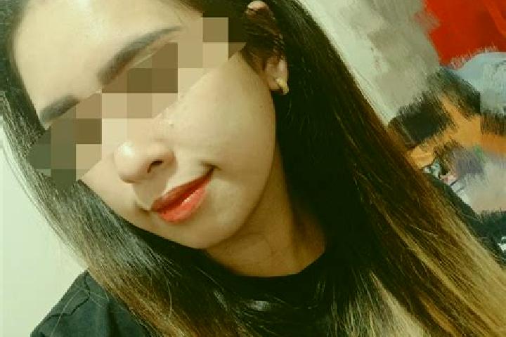 Clara, 26, a red grey-eyed latina companion based in La Trinidad. Offering Couples, Roleplay, Domination, Girlfriend Experience. Available for incall and out...