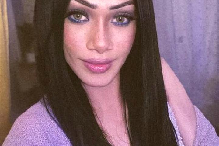 Clara, 26 — Escort in Allentown, United States