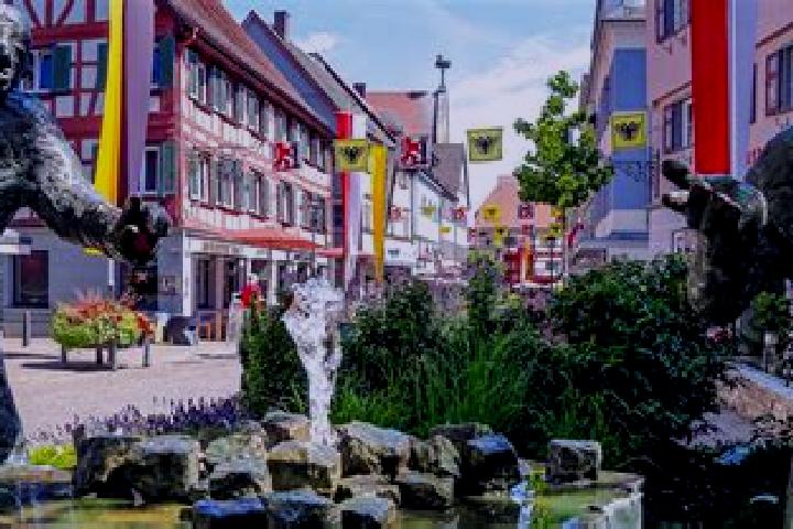 Clara, 26 — Escort in Bad Saulgau, Germany