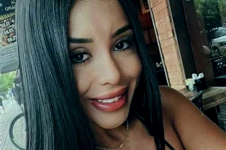 Clara, 26 — Escort in Barao de Melgaco, Brazil