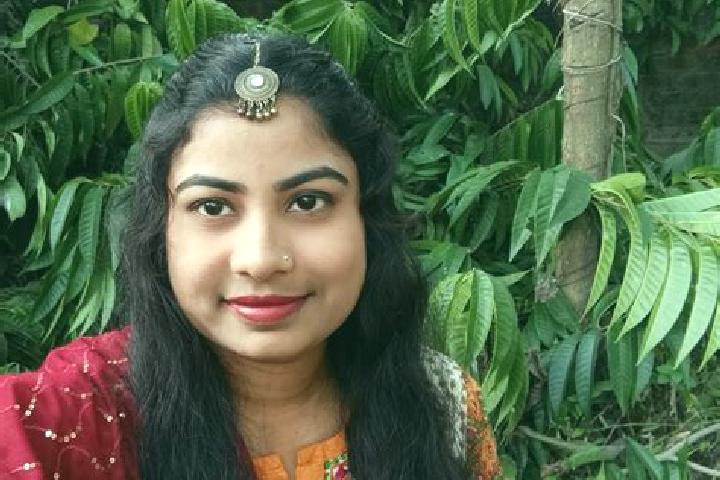Clara, 26 — Escort in Parbatipur, Bangladesh