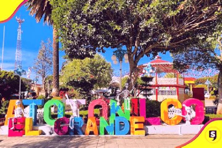Clara, 26 — Escort in San Antonio el Grande, Mexico