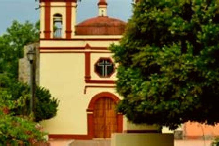Clara, 26 — Escort in Santo Tomas Jalieza, Mexico