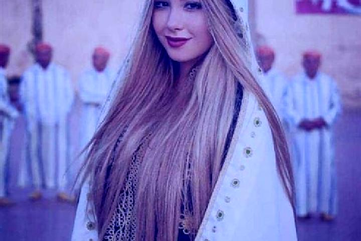 Clara, 26 — Escort in Sefrou, Morocco