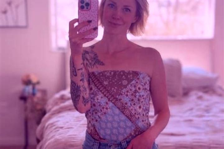 Clara, 26 — Escort in West Baraboo, United States