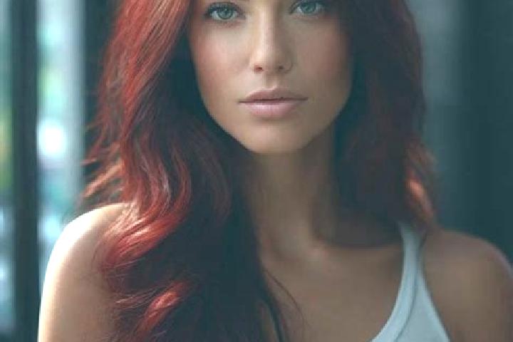 Clara, 27, a auburn hazel-eyed ebony companion based in Varciorova. Offering Party Girl, CIM, Girlfriend Experience. Available for incall and outcall, day an...