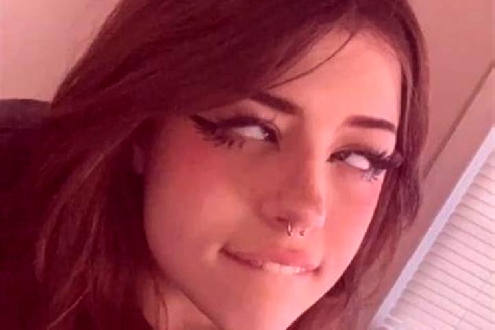 Clara, 27, a black dark-eyed european companion based in Caccuri. Offering Dinner Date, 69, Party Girl, OWO. Available for incall and outcall, overnight book...