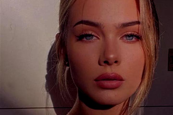 Clara, 27, a blonde dark-eyed european companion based in Diamond. Offering CIM, GFE. Available for incall and outcall, day and evening dates.