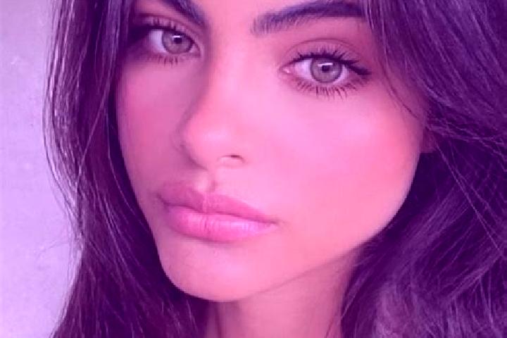 Clara, 27, a blonde green-eyed indian companion based in Yukariazikli. Offering BDSM, Tantra, Domination, Deep French Kissing, Roleplay. Available for incall...