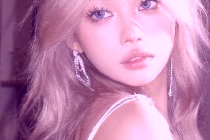Clara, 27, a blonde grey-eyed asian companion based in Omissy. Offering Travel Companion, Striptease, Prostate Massage. Available for incall and outcall, ove...