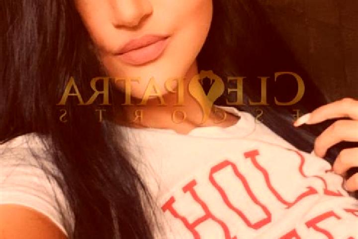Clara, 27, a brunette amber-eyed asian companion based in Quebrada de Arena. Offering Dinner Date, Striptease, Tantra. Available for incall and outcall, day ...