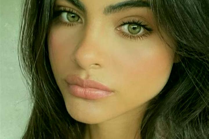 Clara, 27, a brunette dark-eyed middle eastern companion based in Elenzue. Offering GFE, A-Level, Tantra. Available for incall and outcall, day and evening d...