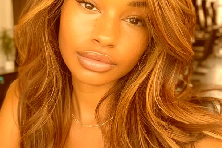Clara, 27, a dark blonde dark-eyed asian companion based in White Pine. Offering Fetish, Erotic Massage, Domination. Available for incall and outcall, overni...