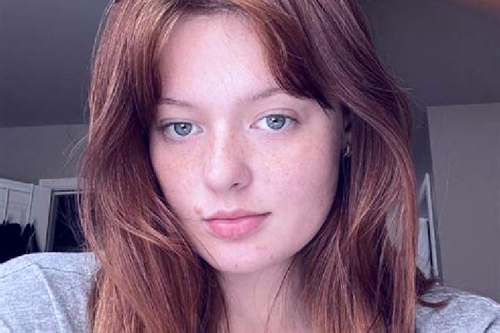 Clara, 27, a red brown-eyed european companion based in Heroes de Chapultepec. Offering BDSM, Couples, Overnight. Available for incall and outcall, day and e...