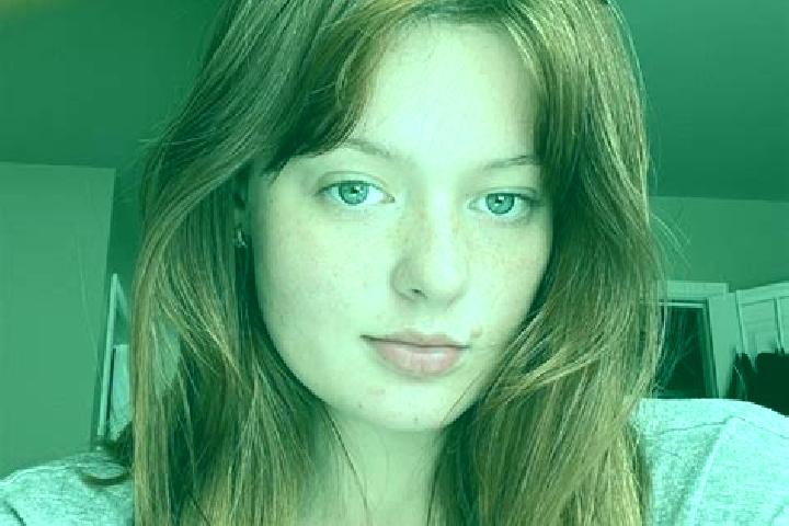 Clara, 27, a red grey-eyed caucasian companion based in Villeneuve-sur-Verberie. Offering Deep French Kissing, OWO, Party Girl, CIM, Girlfriend Experience. A...