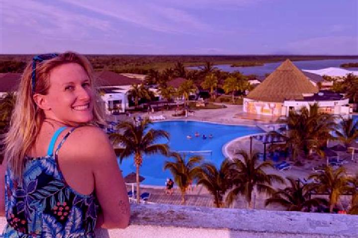 Clara, 27 — Escort in Bolondron, Cuba