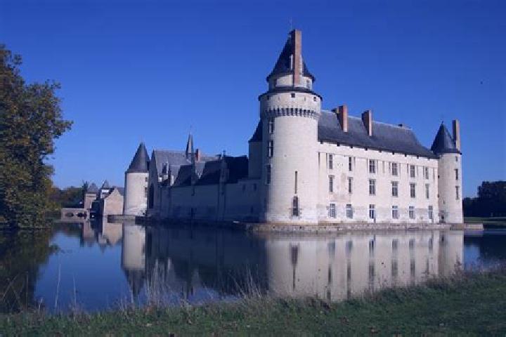 Clara, 27 — Escort in Chateau-Gontier, France