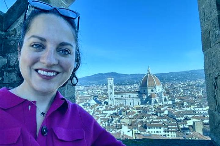 Clara, 27 — Escort in Florence, Canada