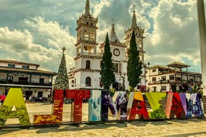 Clara, 27 — Escort in Mazamitla, Mexico
