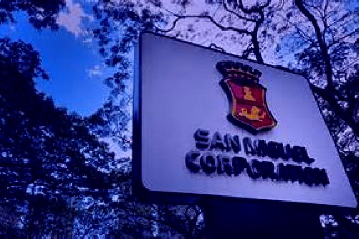 Clara, 27 — Escort in San Miguel, Philippines