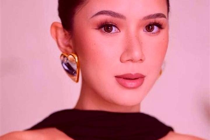 Clara, 27 — Escort in Sevilla, Philippines