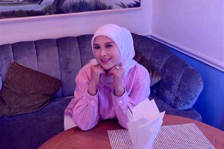 Clara, 27 — Escort in Su-ngai Padi, Thailand