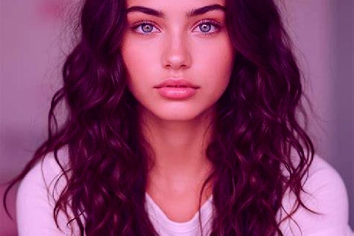 Clara, 28, a auburn amber-eyed mediterranean companion based in Barreirinhas. Offering Domination, Tantra, Girlfriend Experience, Overnight. Available for in...