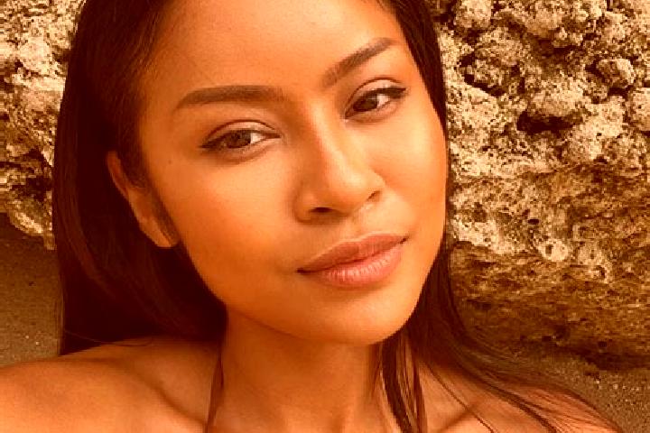 Clara, 28, a blonde amber-eyed caribbean companion based in Huai Phueng. Offering OWO, A-Level, Overnight, 69. Available for incall and outcall, overnight bo...