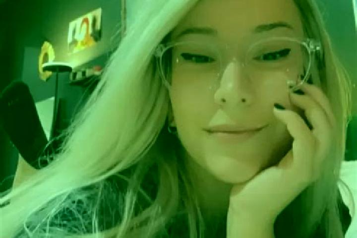 Clara, 28, a blonde amber-eyed indian companion based in Vilarinho. Offering Deep French Kissing, Dinner Date, Massage. Available for incall and outcall, ove...