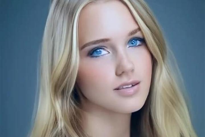 Clara, 28, a dark blonde amber-eyed slavic companion based in Luncani. Offering 69, Tantra, GFE, Erotic Massage. Available for incall and outcall, overnight ...
