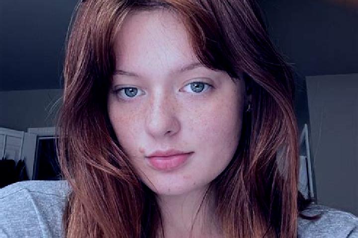Clara, 28, a red green-eyed european companion based in Colonias Nuevo Mexico. Offering Travel Companion, Overnight, Domination. Available for incall and out...