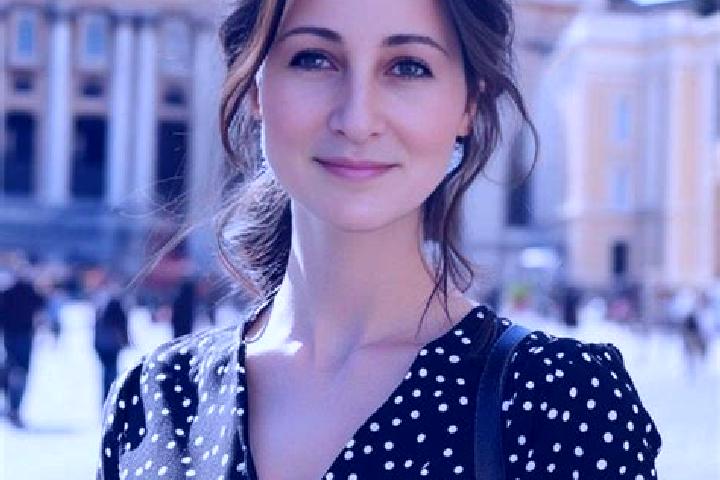 Clara, 28 — Escort in Hrabyne, Czech Republic