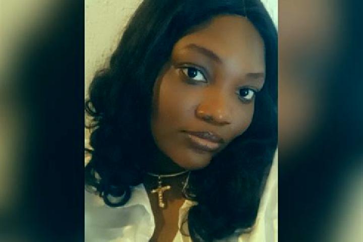 Clara, 28 — Escort in Irewe, Nigeria