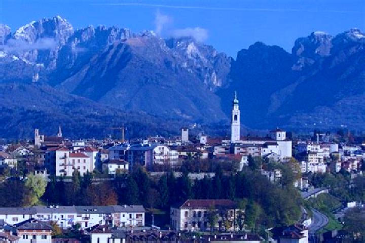 Clara, 28 — Escort in San Gregorio nelle Alpi, Italy