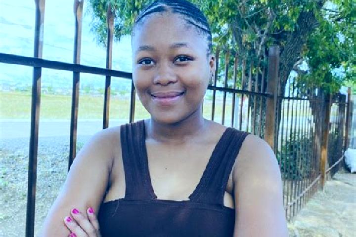 Clara, 28 — Escort in Theunissen, South Africa