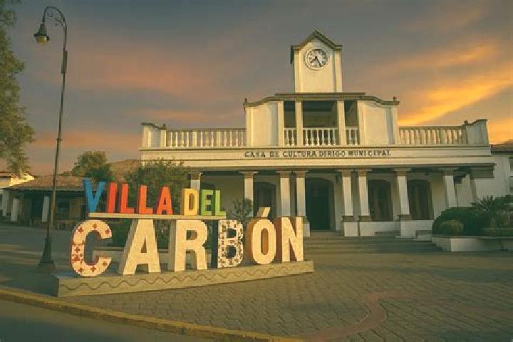 Clara, 28 — Escort in Villa del Carbon, Mexico