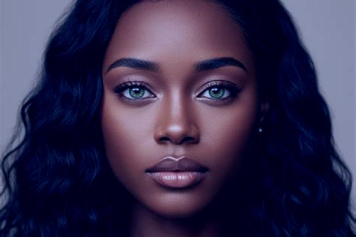 Clara, 29, a black green-eyed ebony companion based in Vossem. Offering Overnight, CIM, Tantra. Available for incall and outcall, day and evening dates.