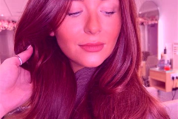 Clara, 29, a chestnut brown-eyed indian companion based in Planaltino. Offering CIM, OWO, Overnight, A-Level. Available for incall and outcall, day and eveni...