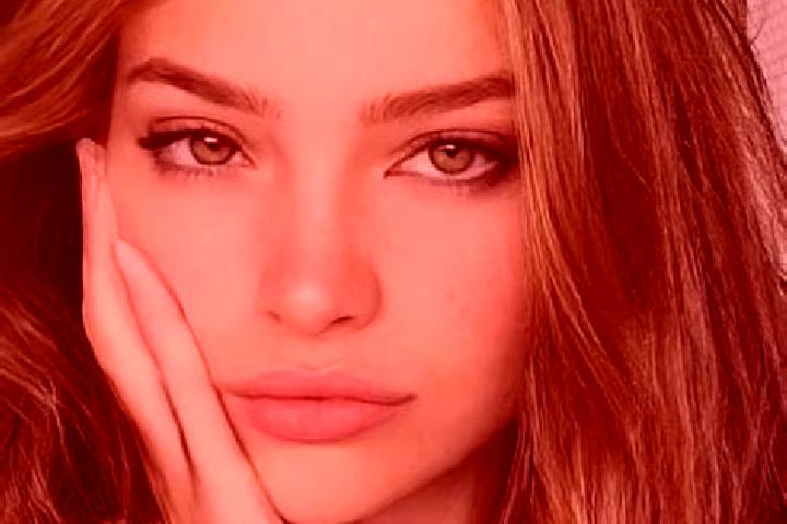 Clara, 29, a dark blonde hazel-eyed european companion based in Mers El Kheir. Offering Party Girl, Tantra, Roleplay, Travel Companion. Available for incall ...