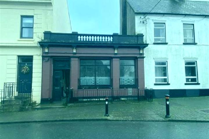Clara, 29 — Escort in Cloughjordan, Ireland