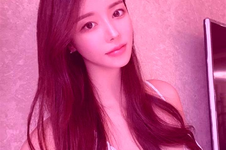 Clara, 29 — Escort in Heimahe, China