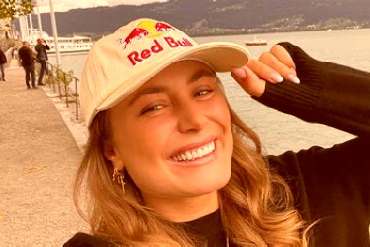 Clara, 29 — Escort in Pohl, Germany