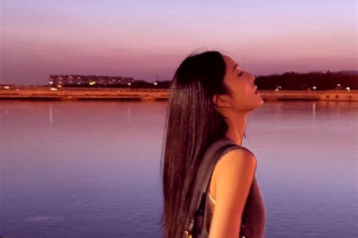Clara, 29 — Escort in Shiran, China