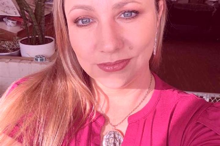 Clara, 29 — Escort in Sterling City, United States