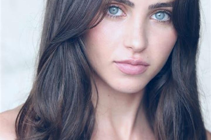 Clara, 30, a brunette dark-eyed indian companion based in Bosgouet. Offering Deep French Kissing, GFE, Party Girl, Fetish. Available for incall and outcall, ...