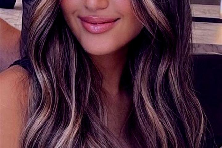 Clara, 30, a dark blonde brown-eyed indian companion based in Aldea Real. Offering Fetish, Striptease, Overnight, Erotic Massage. Available for incall and ou...