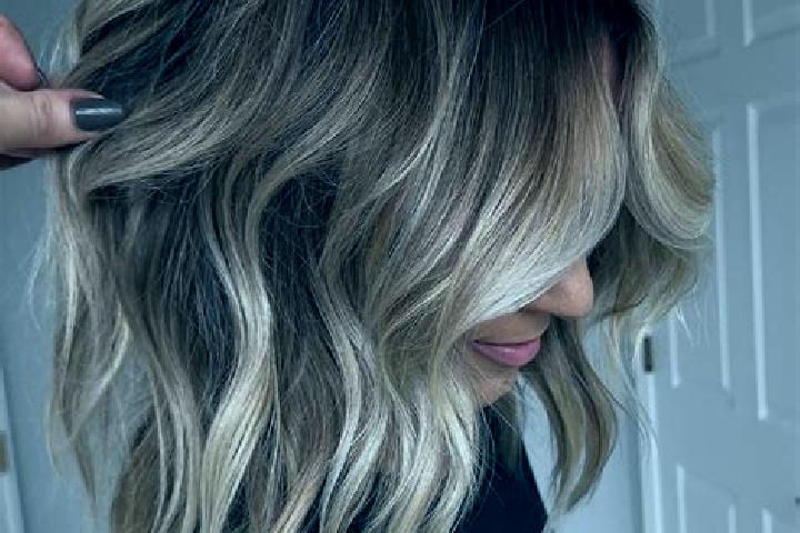 Clara, 30, a dark blonde dark-eyed mixed companion based in Segni. Offering OWO, Duos, Prostate Massage. Available for incall and outcall, day and evening da...