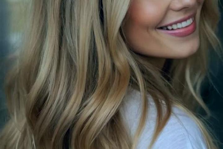 Clara, 30, a dark blonde hazel-eyed slavic companion based in Lianghe. Offering 69, Erotic Massage, Party Girl, A-Level. Available for incall and outcall, da...