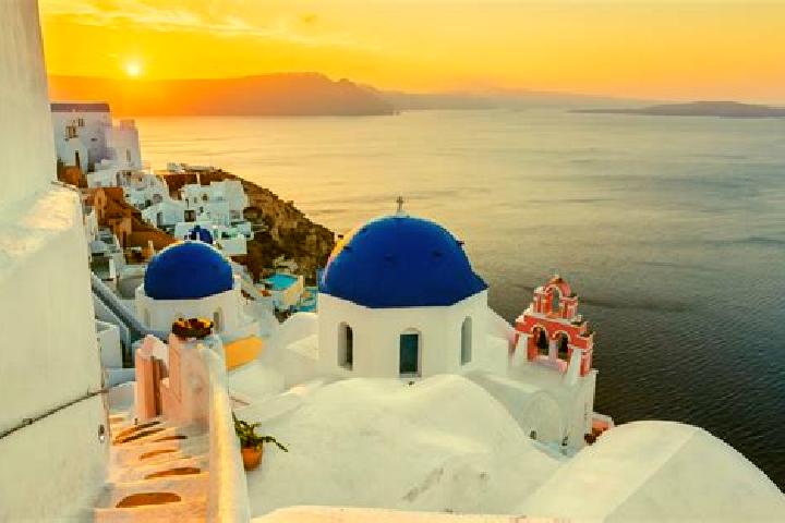 Clara, 30 — Escort in Kato Makrinou, Greece
