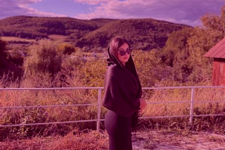 Clara, 30 — Escort in Raucesti, Romania